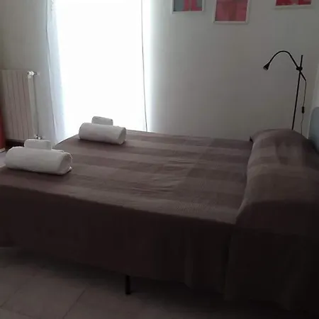 Appartement Via Pisa 20 *